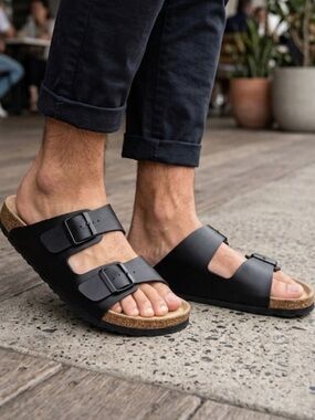 Porter and Ash Mens Classic Slide Buckle Sandals Black Size 10 NWT